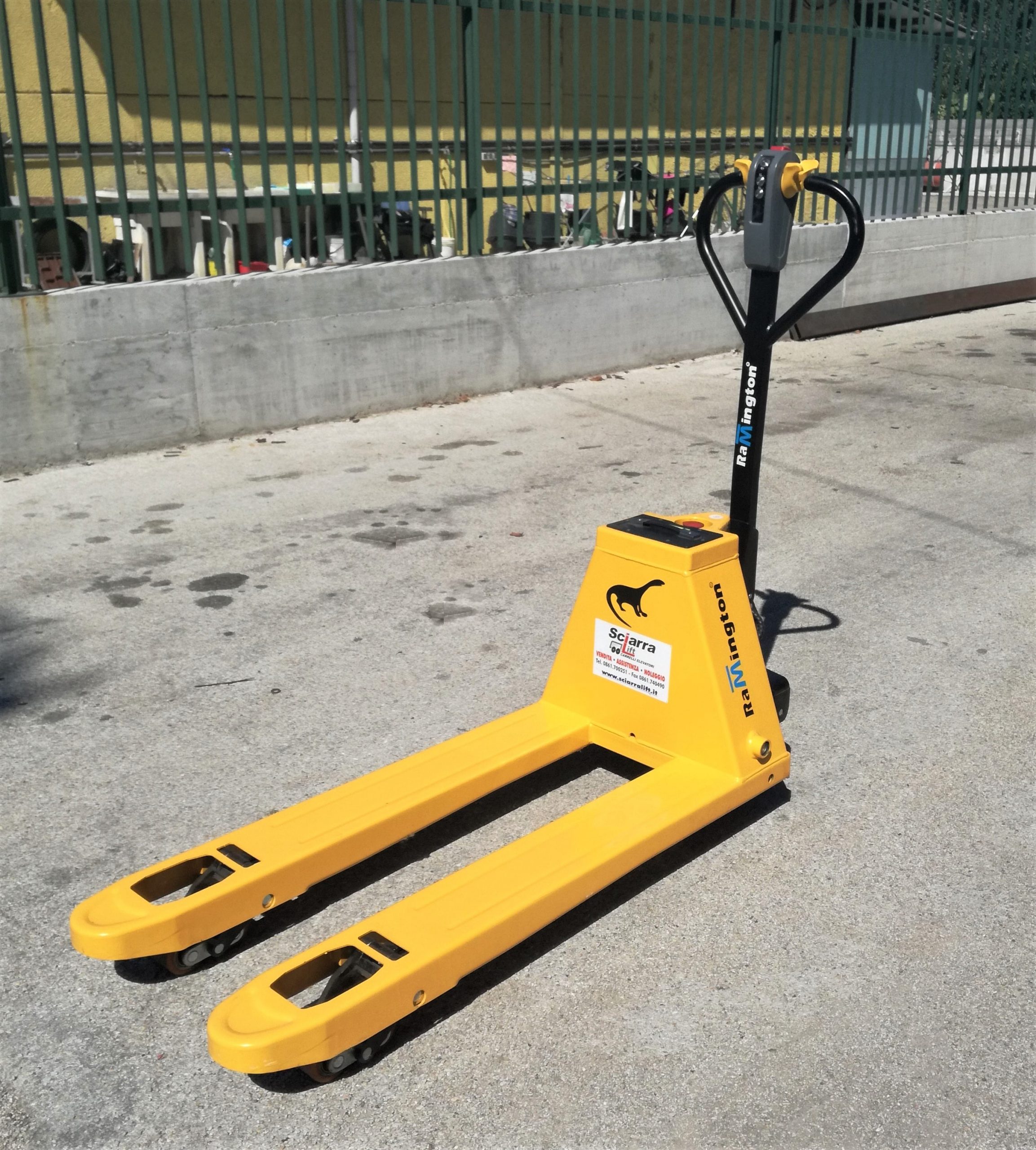 Transpallet Elettrico RAMINGTON EPT 15H - Sciarralift